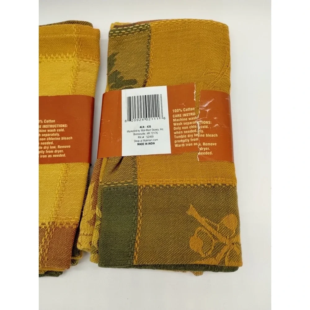 Fall Harvest Cloth Napkin Set Of Four  Napkins 17